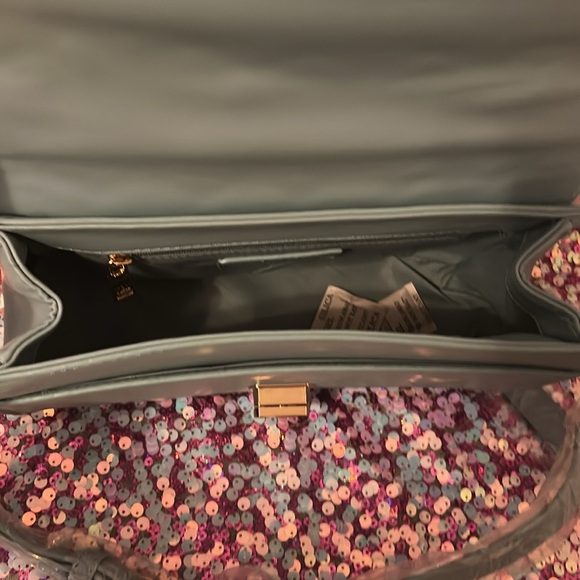 Elegant Sky Blue Quilted Badgley Mischka Handbag - Picture 6 of 7